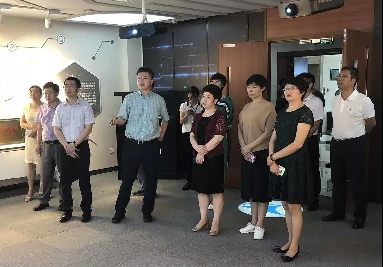 湖北省十堰市副市長劉運梅一(yī / yì ／yí)行來(lái)悅達數夢考察調研